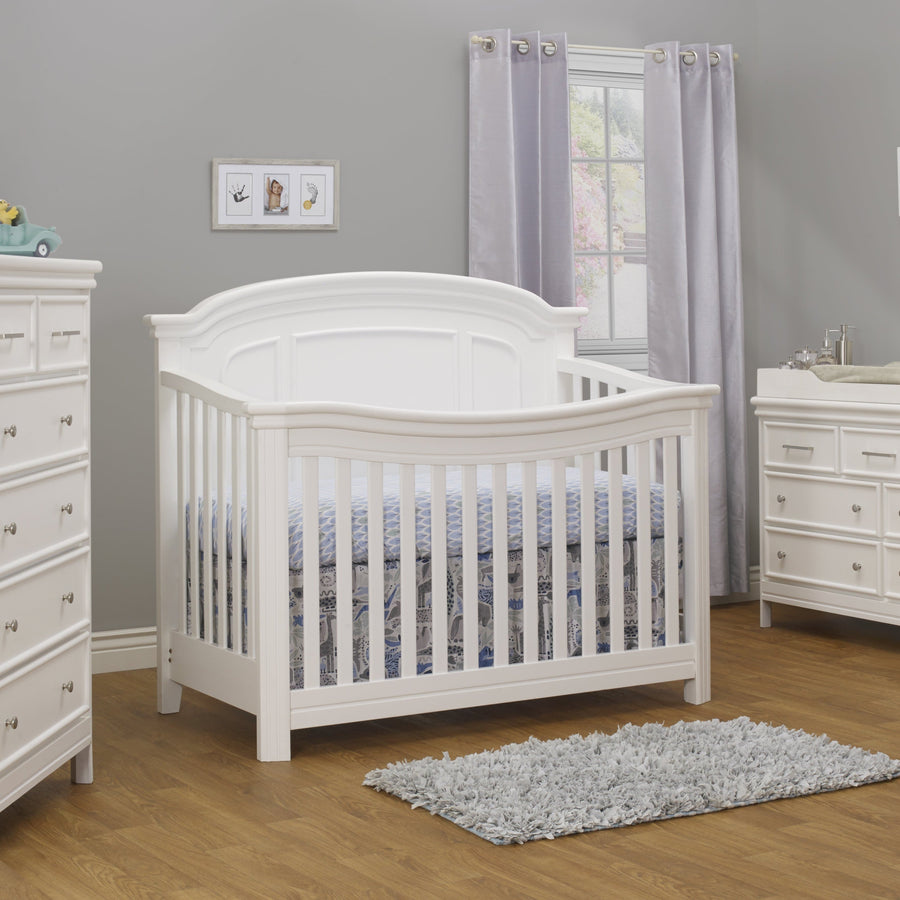 Sorelle Finley Panel Crib