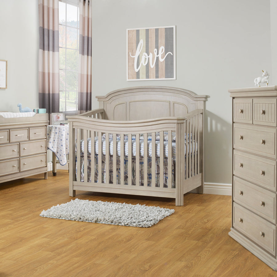 Sorelle Finley Panel Crib