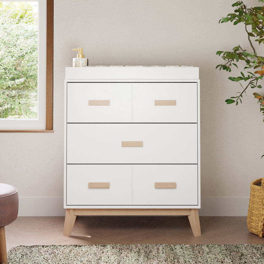 Babyletto | Scoot 3-Drawer Dresser w/Changing Topper