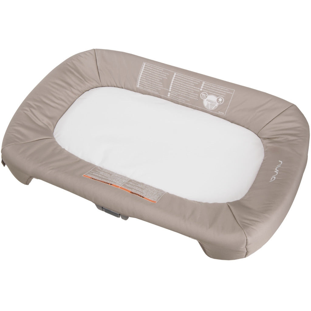Nuna | Sena Aire Changer